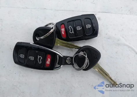 2011 Hyundai Veracruz Gls z USA, uszkodzony, nr VIN KM8NUDCC9BU173563